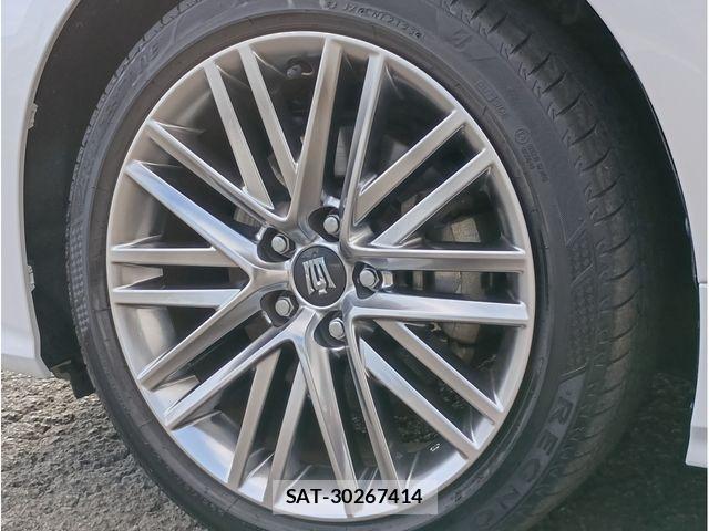 Toyota CROWN SEDAN 2021-02 4322067-10