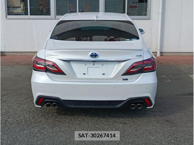 Toyota CROWN SEDAN 2021-02 4322067-4