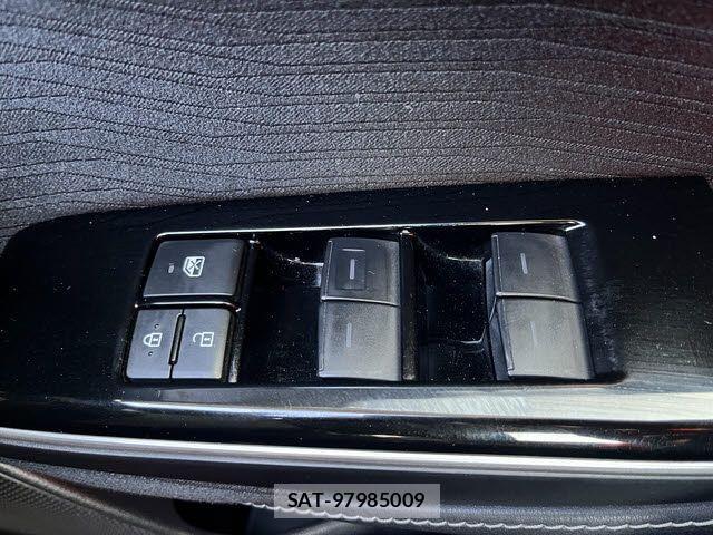 Toyota CROWN SEDAN 2019-02 4589669-17