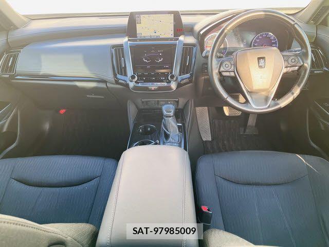Toyota CROWN SEDAN 2019-02 4589669-1
