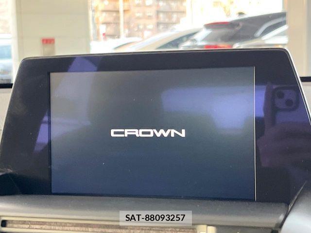 Toyota CROWN SEDAN 2018-07 4589680-2