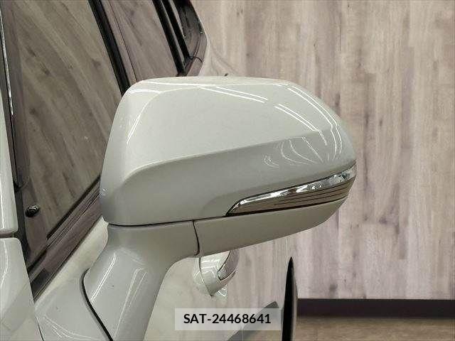 Toyota CROWN SEDAN 2019-06 4589663-25