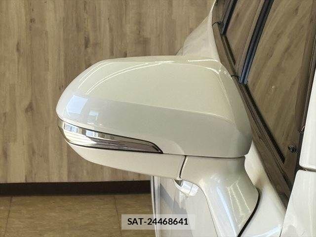 Toyota CROWN SEDAN 2019-06 4589663-26