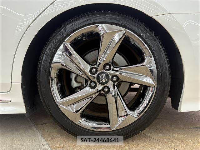 Toyota CROWN SEDAN 2019-06 4589663-28