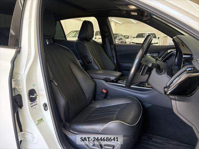 Toyota CROWN SEDAN 2019-06 4589663-7