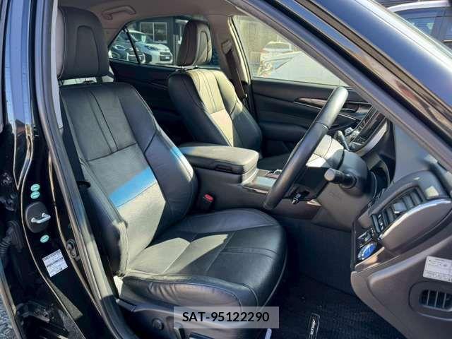 Toyota CROWN SEDAN 2013-04 4589743-9