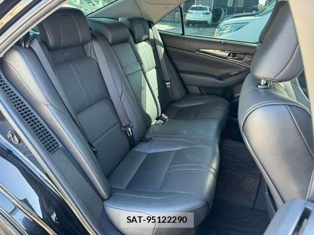 Toyota CROWN SEDAN 2013-04 4589743-10