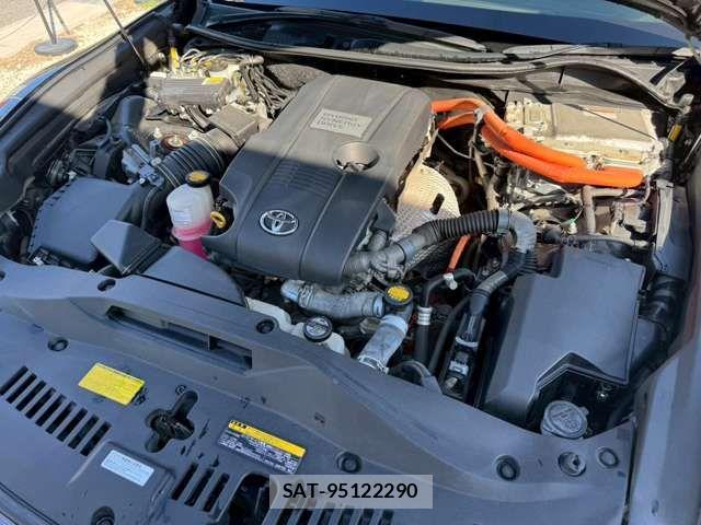 Toyota CROWN SEDAN 2013-04 4589743-12