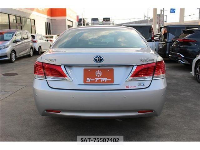 Toyota CROWN SEDAN 2013-12 4638481-12