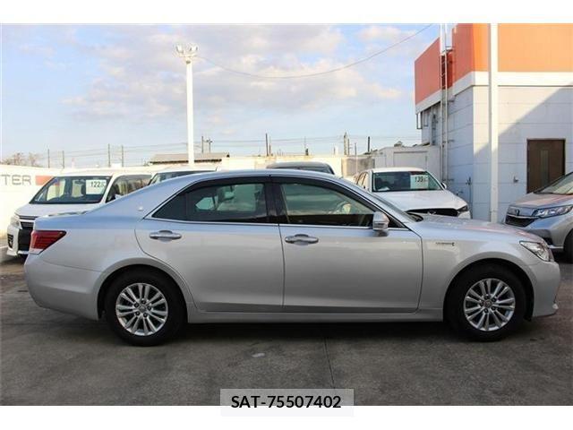 Toyota CROWN SEDAN 2013-12 4638481-14