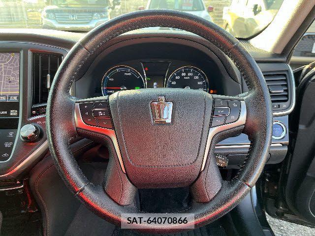Toyota CROWN SEDAN 2014-11 4936186-13