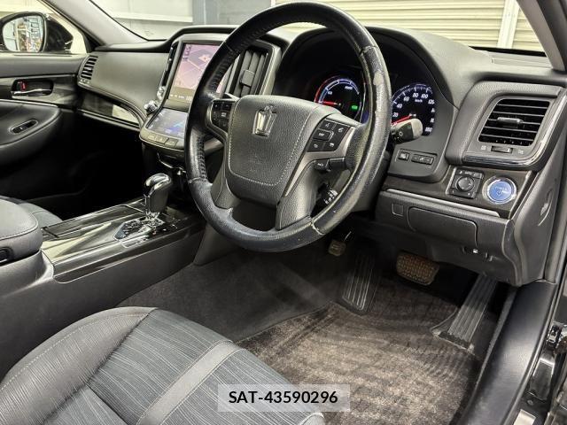 Toyota CROWN SEDAN 2013-03 4936256-13