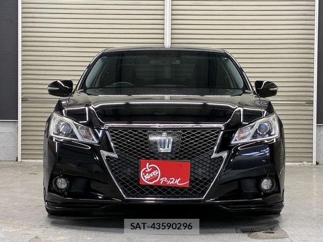 Toyota CROWN SEDAN 2013-03 4936256-1