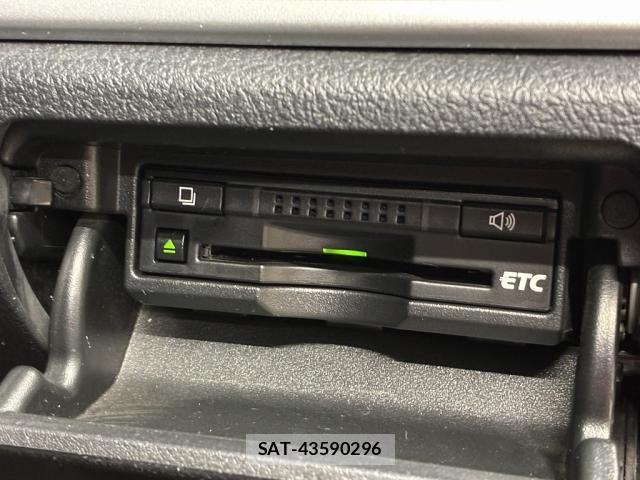 Toyota CROWN SEDAN 2013-03 4936256-28