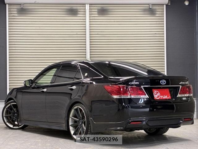 Toyota CROWN SEDAN 2013-03 4936256-7