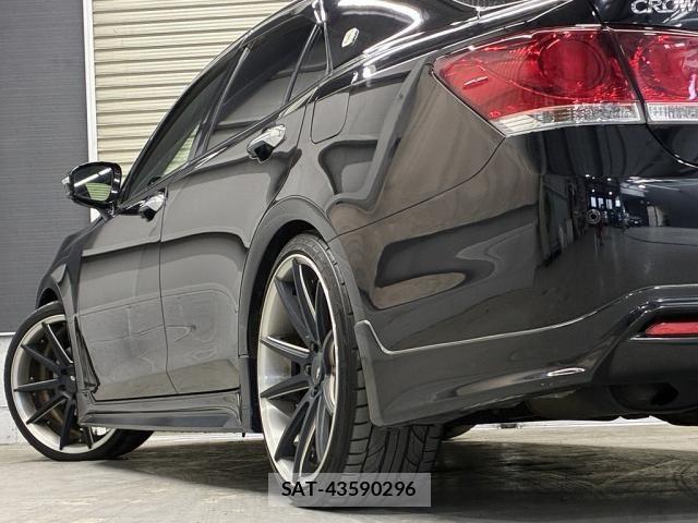 Toyota CROWN SEDAN 2013-03 4936256-8