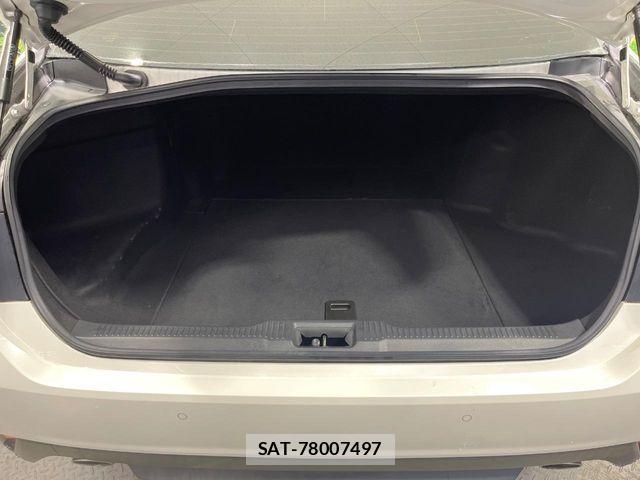 Toyota CROWN SEDAN 2018-06 4936179-10