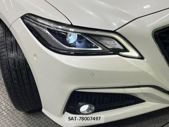 Toyota CROWN SEDAN 2018-06 4936179-12