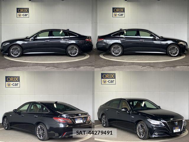 Toyota CROWN SEDAN 2022-03 4936044-3