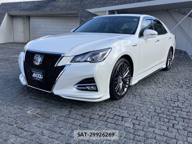 Toyota CROWN SEDAN 2017-03 5863806-0