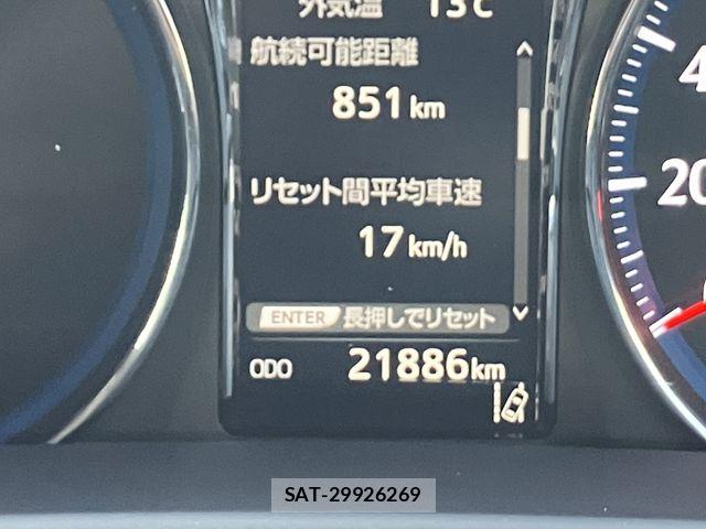 Toyota CROWN SEDAN 2017-03 5863806-13