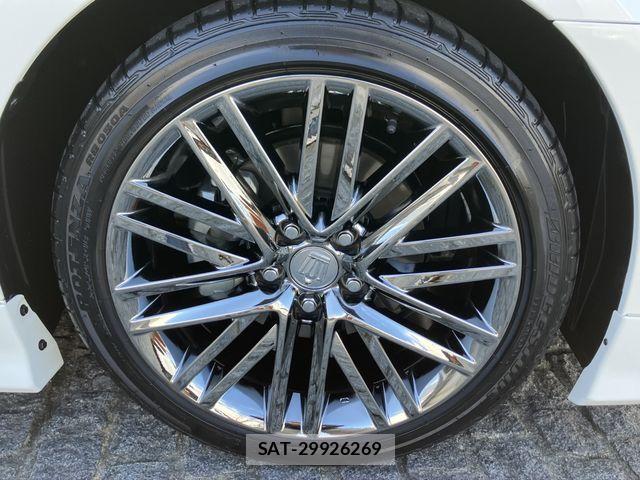 Toyota CROWN SEDAN 2017-03 5863806-7