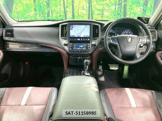 Toyota CROWN SEDAN 2015-06 5863985-1