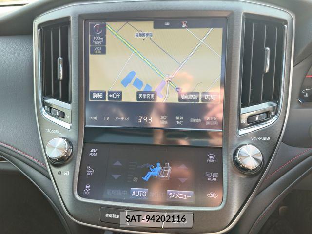 Toyota CROWN SEDAN 2017-06 5863763-14