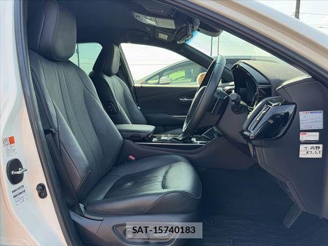 Toyota CROWN SEDAN 2018-09 5863802-15