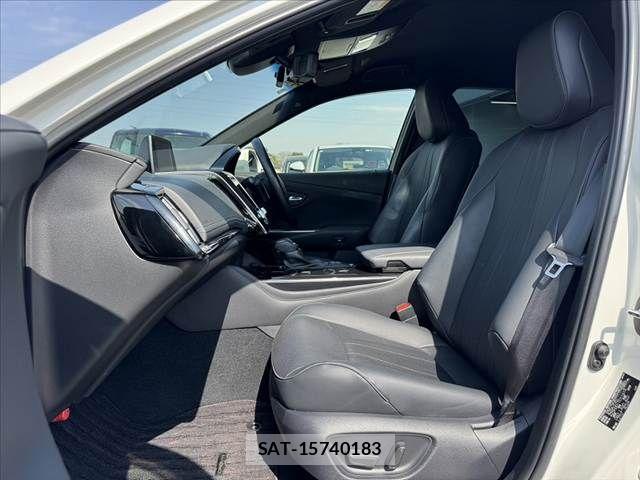Toyota CROWN SEDAN 2018-09 5863802-16