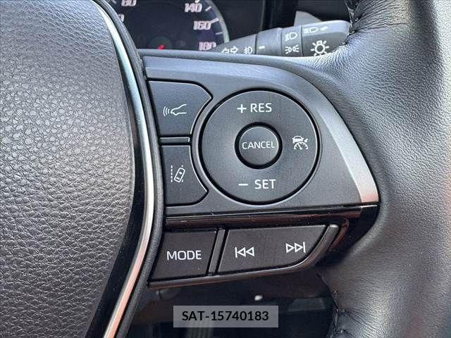 Toyota CROWN SEDAN 2018-09 5863802-28