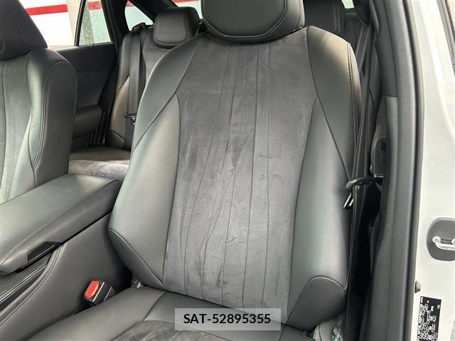 Toyota CROWN SEDAN 2021-09 5863821-15