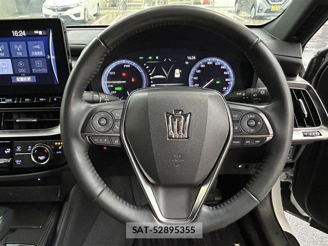 Toyota CROWN SEDAN 2021-09 5863821-7