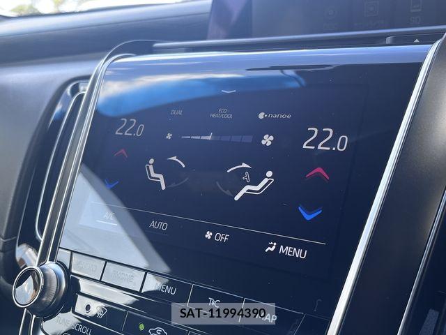 Toyota CROWN SEDAN 2019-02 5863862-14