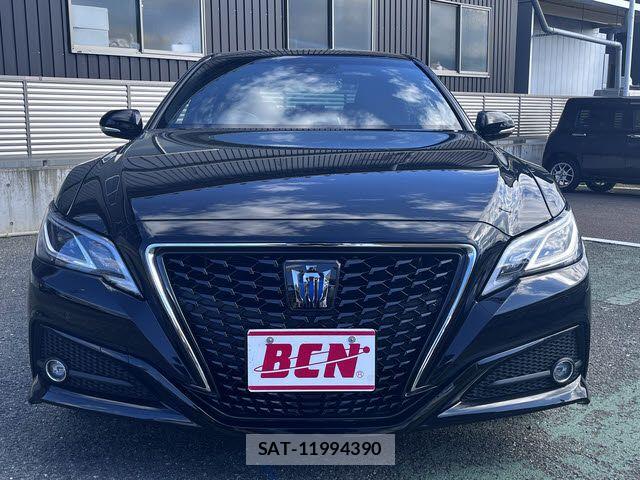 Toyota CROWN SEDAN 2019-02 5863862-21