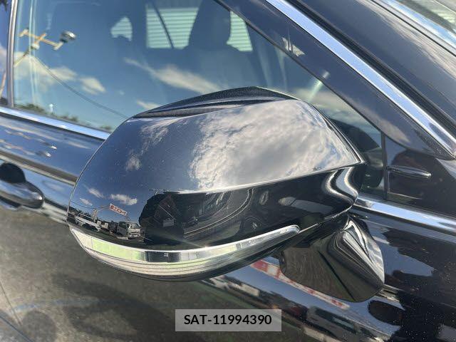 Toyota CROWN SEDAN 2019-02 5863862-24