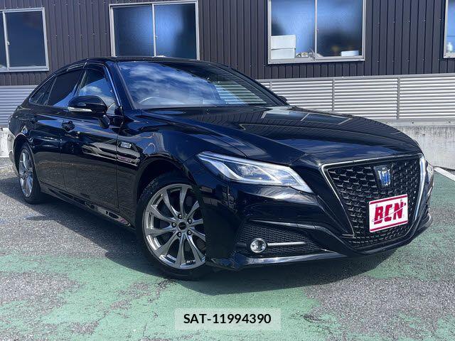 Toyota CROWN SEDAN 2019-02 5863862-6