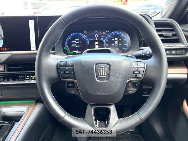 Toyota CROWN SEDAN 2024-06 5863662-11