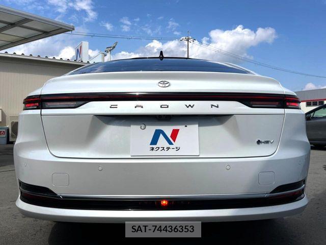 Toyota CROWN SEDAN 2024-06 5863662-15