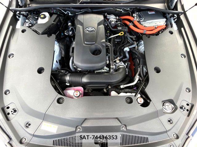 Toyota CROWN SEDAN 2024-06 5863662-18