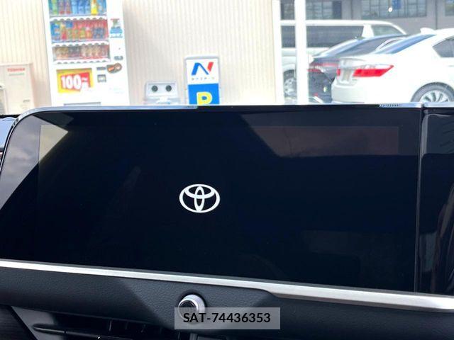 Toyota CROWN SEDAN 2024-06 5863662-3