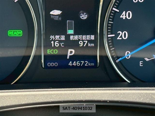 Toyota CROWN SEDAN 2015-07 5863945-27