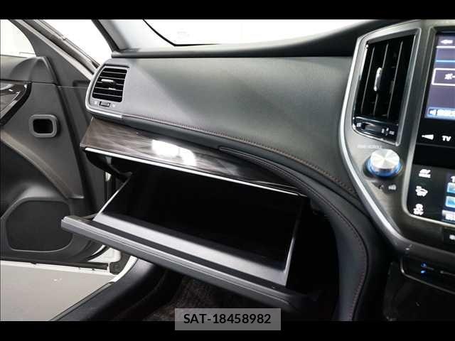Toyota CROWN SEDAN 2014-03 5863910-12