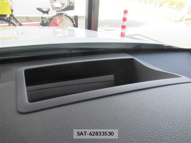 Toyota CROWN SEDAN 2021-09 6010756-7