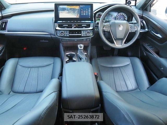 Toyota CROWN SEDAN 2021-03 6010737-9