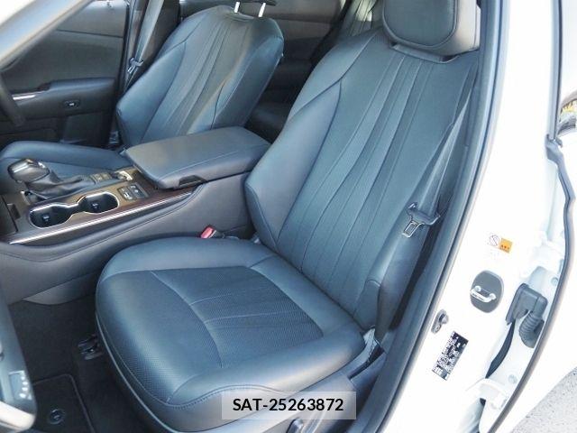 Toyota CROWN SEDAN 2021-03 6010737-11
