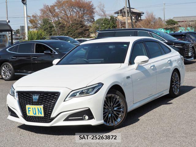 Toyota CROWN SEDAN 2021-03 6010737-3