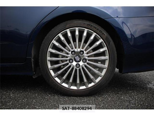 Toyota CROWN SEDAN 2021-03 6010787-17