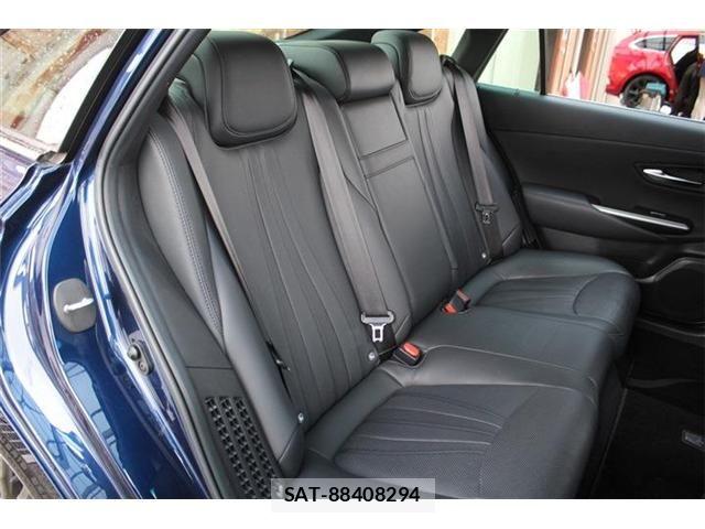 Toyota CROWN SEDAN 2021-03 6010787-22