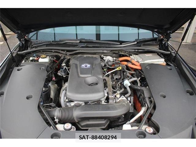 Toyota CROWN SEDAN 2021-03 6010787-29